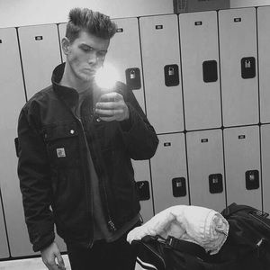 Meet your Posher, Austen